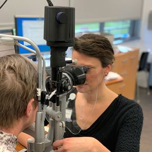 Staaronderzoek door oogarts Staaronderzoek door oogarts