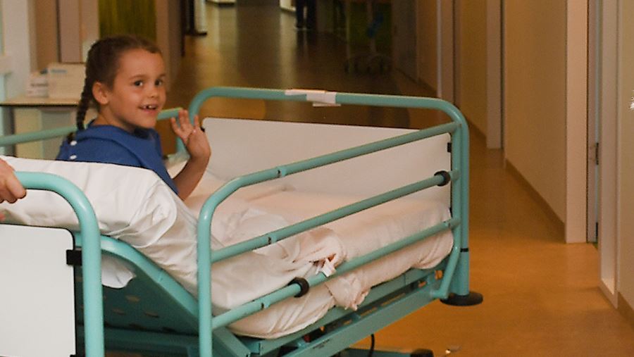 Kindergeneeskunde Kind In Bed Kindergeneeskunde Kind In Bed