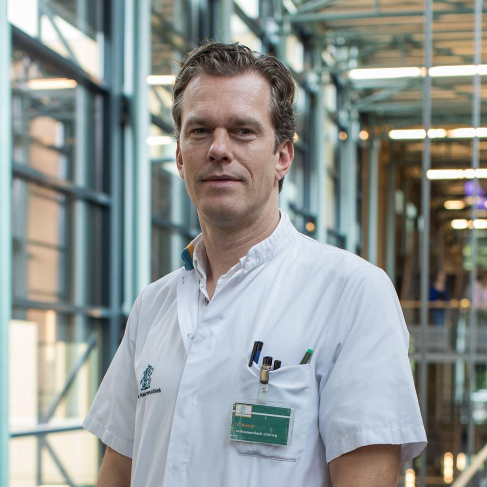 V.J.J. F Busch, Orthopedisch chirurg V.J.J. F Busch, Orthopedisch chirurg